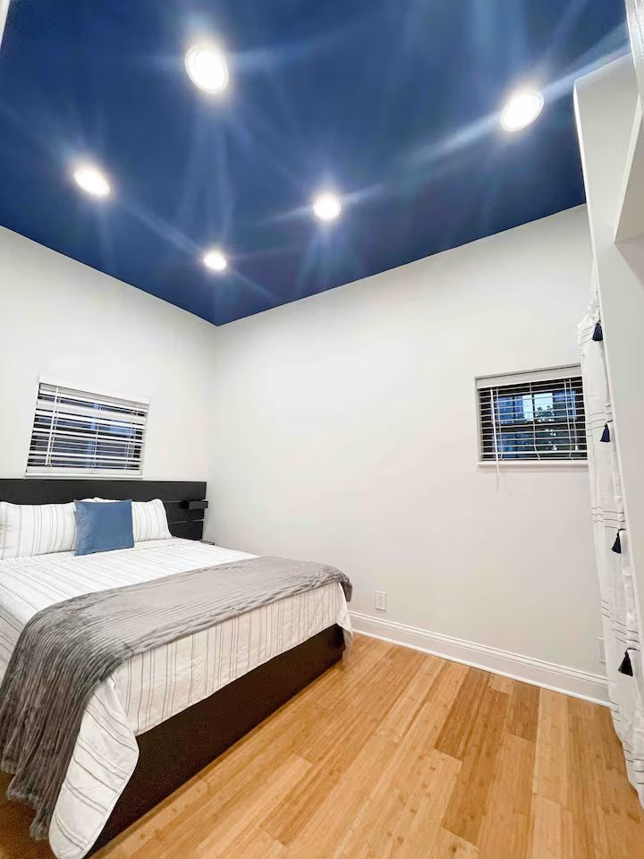 53 W. Burton Pl. 53 W. Burton Pl., Chicago, IL 60610